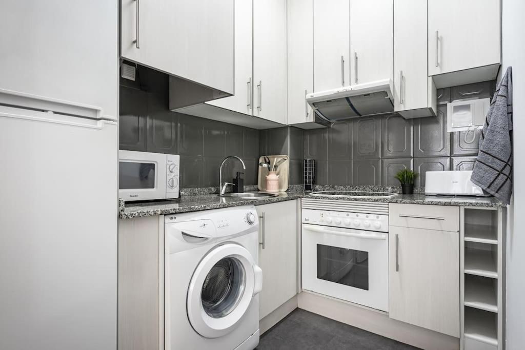 Apartamento La Plazuela Gijon Bagian luar foto
